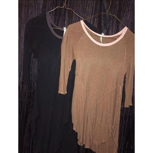 2 FREE PEOPLE XS Long Shirts